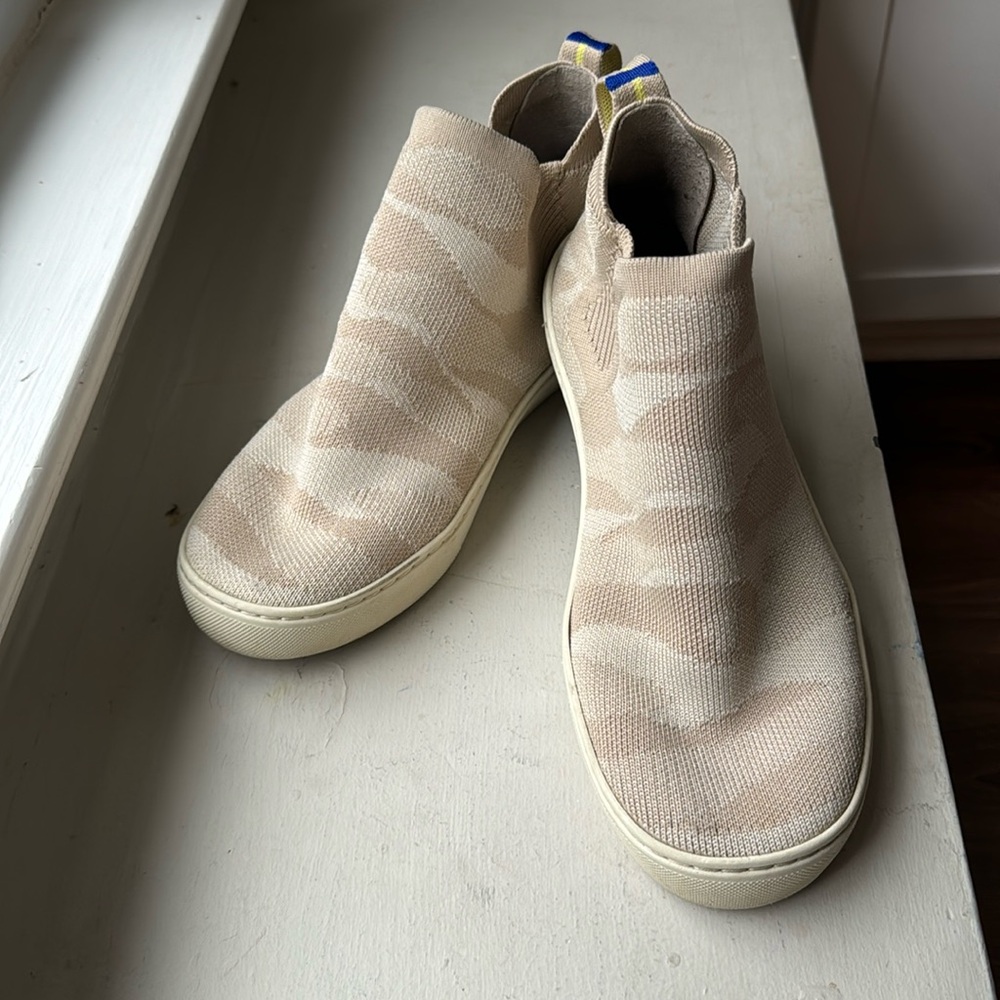 Rothy’s tan camp slide on Chelsea boot